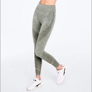 PINK VS Seamless Leggings